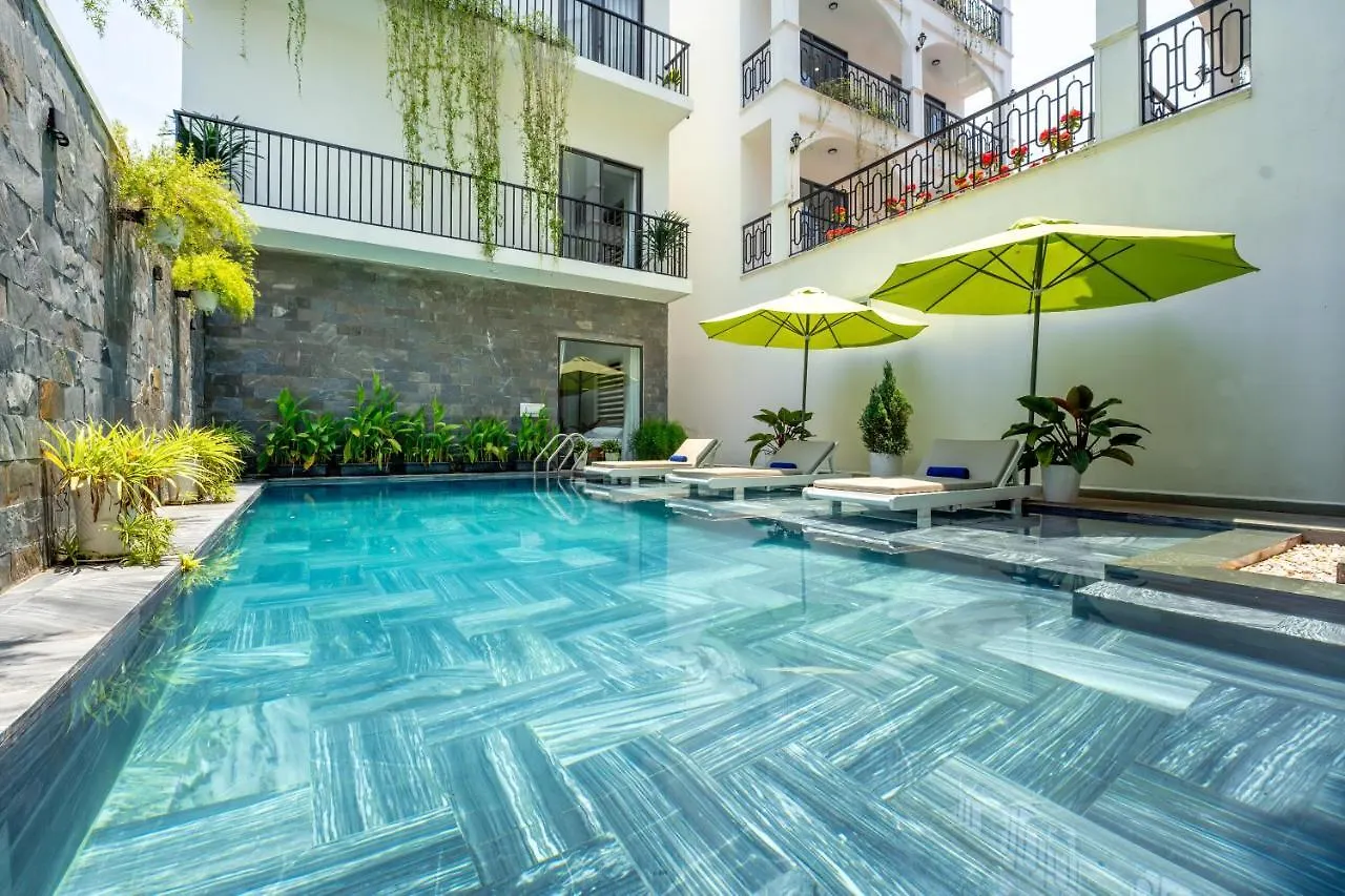 Hotel Tomorrow Hoi An Villa