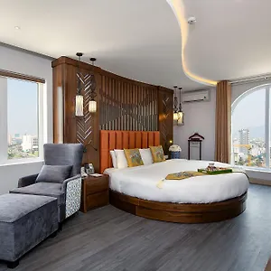 Tgt 4*, Da Nang Vietnam